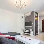 Rosa * Čižići