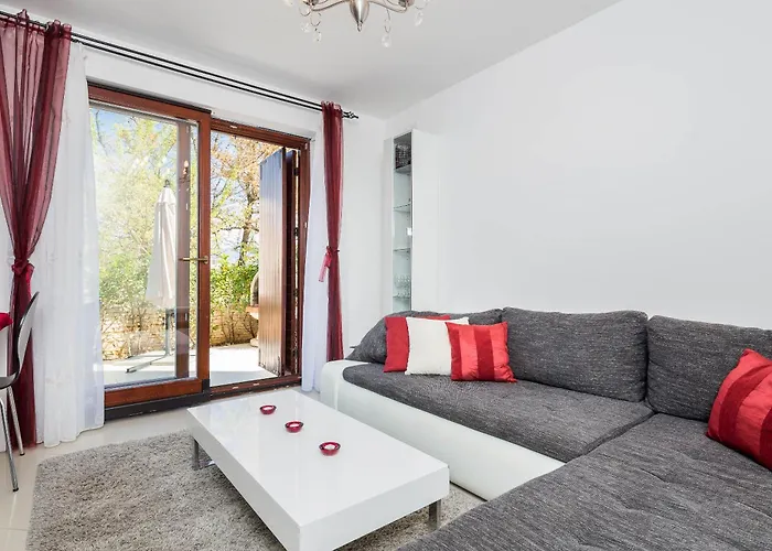 Rosa Сasa de vacaciones Čižići